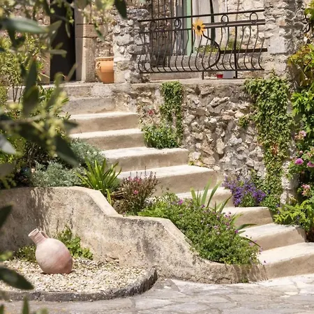 Clos De L'olivier By Interhome Hébergement de vacances